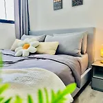 Mosaic Residence Mid Valley South Key By R9 Homestay